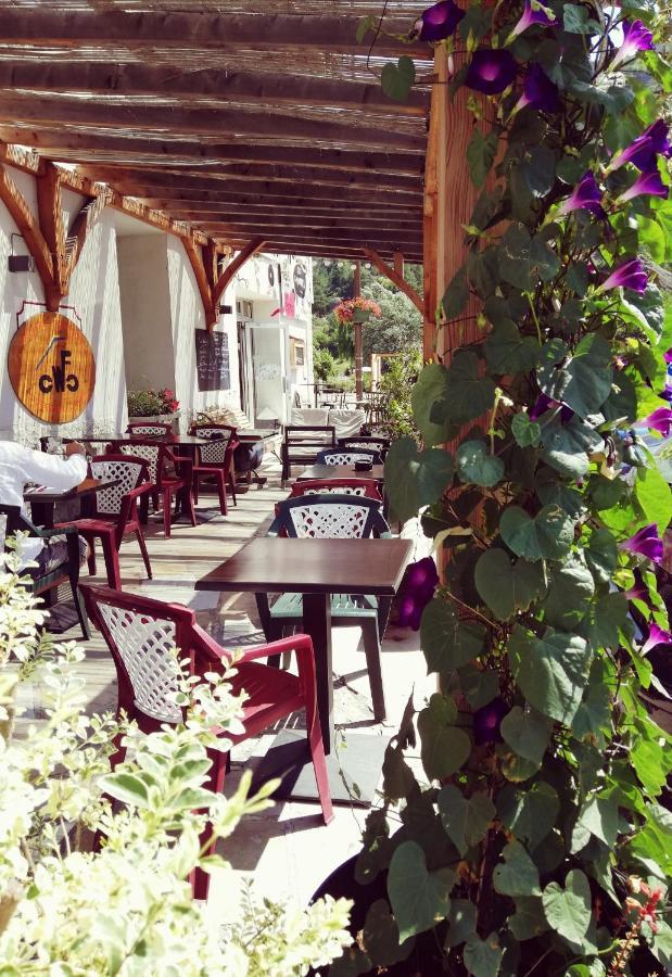 L'Auberge D'Eygliers Екстер'єр фото